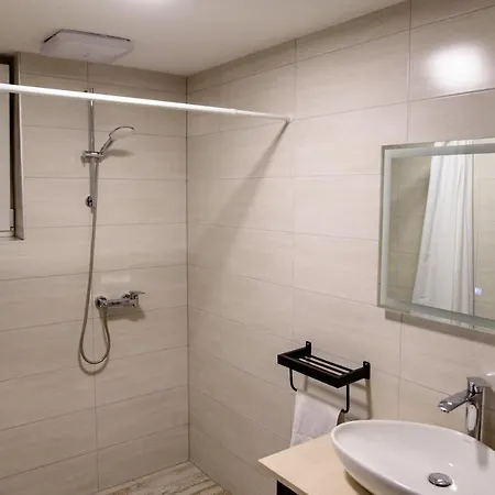 Strane 托米斯拉夫格拉德