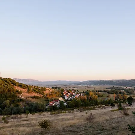 Strane * Tomislavgrad